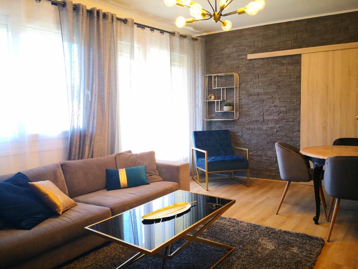 Logement entier 7 pers cosy et spacieux proche du centre-ville et de la gare Avignon Extérieur photo
